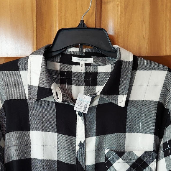 -🆕 Maurices Plaid Flannel XL Shirt Black White Silver Metallic Long Sleeve, NEW - Picture 2 of 9